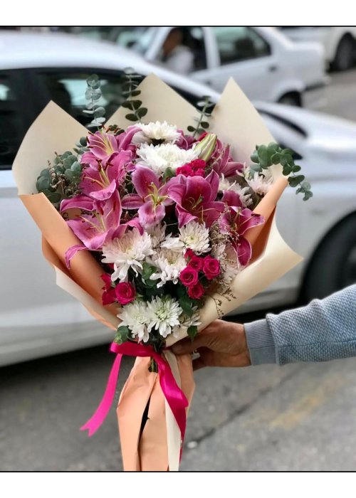 Buketler duygusal mesajlar taşır ❤