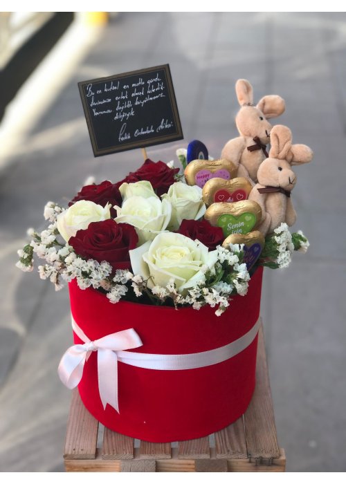 Her gün yeni bir çiçek gibi açmaya hazırdır❤️